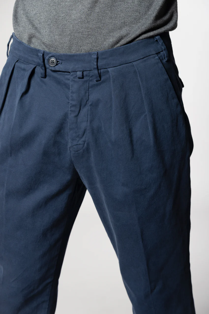 Boston 2 Pinces pantalone chino uomo in tricotina relaxed fit - Image 2