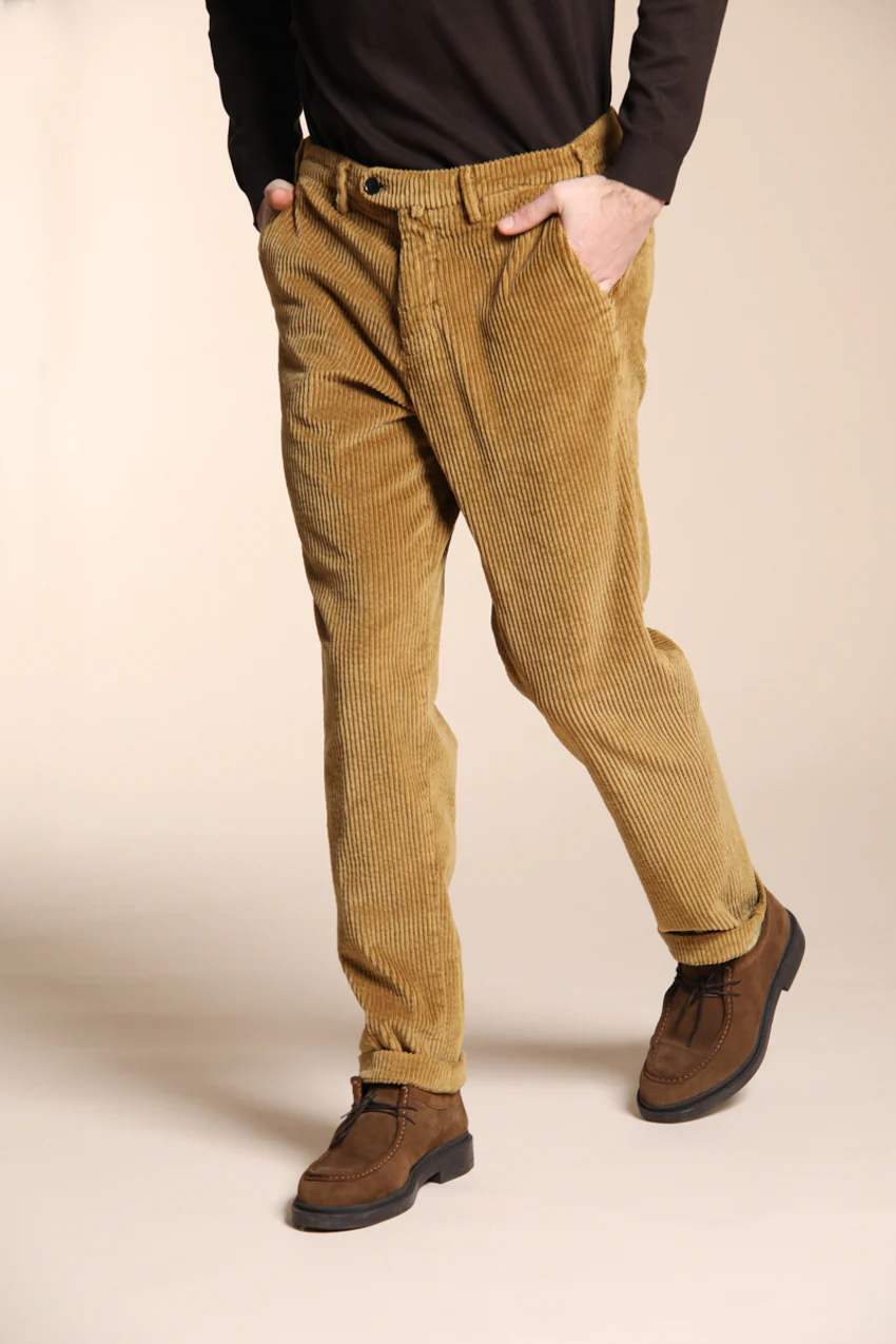 Boston pantalone chino uomo in velluto costa larga relaxed fit - Image 2