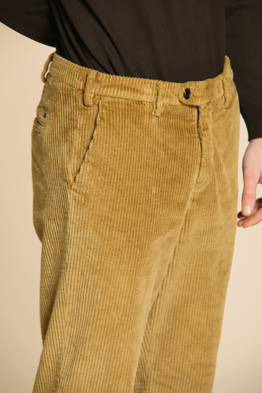 Boston pantalone chino uomo in velluto costa larga relaxed fit - Image 3