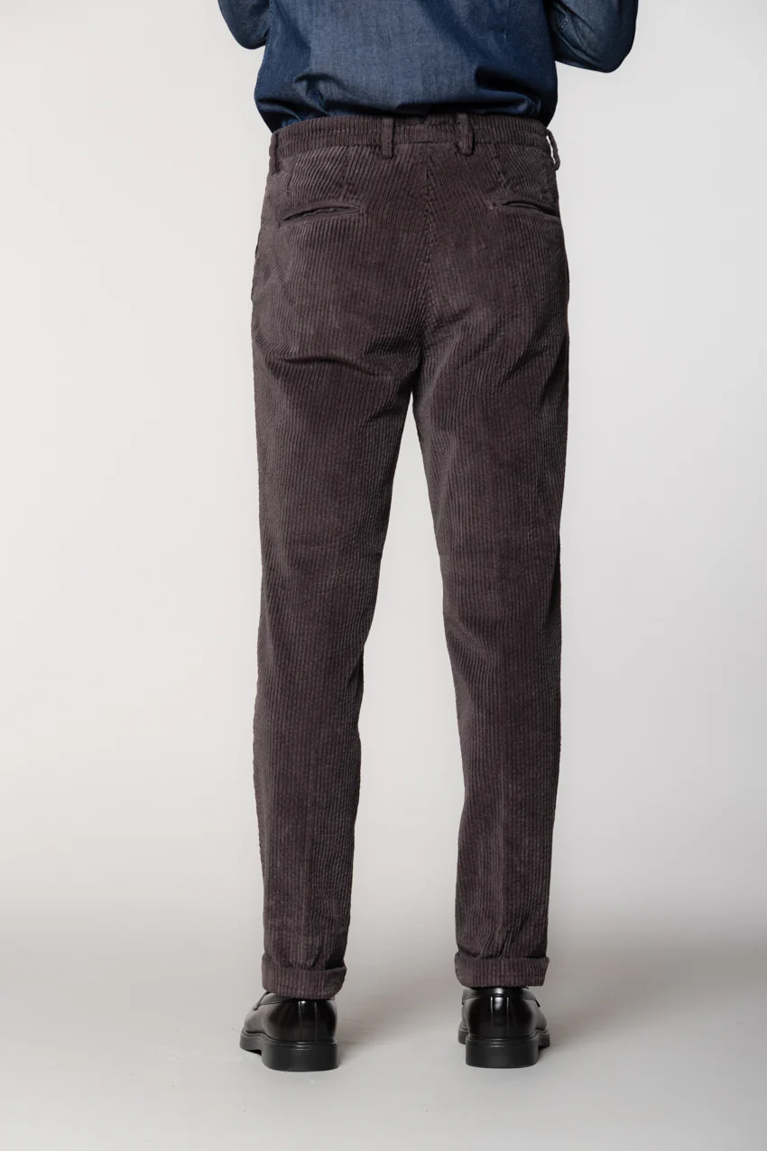 Boston pantalone chino uomo in velluto costa larga relaxed fit - Image 5