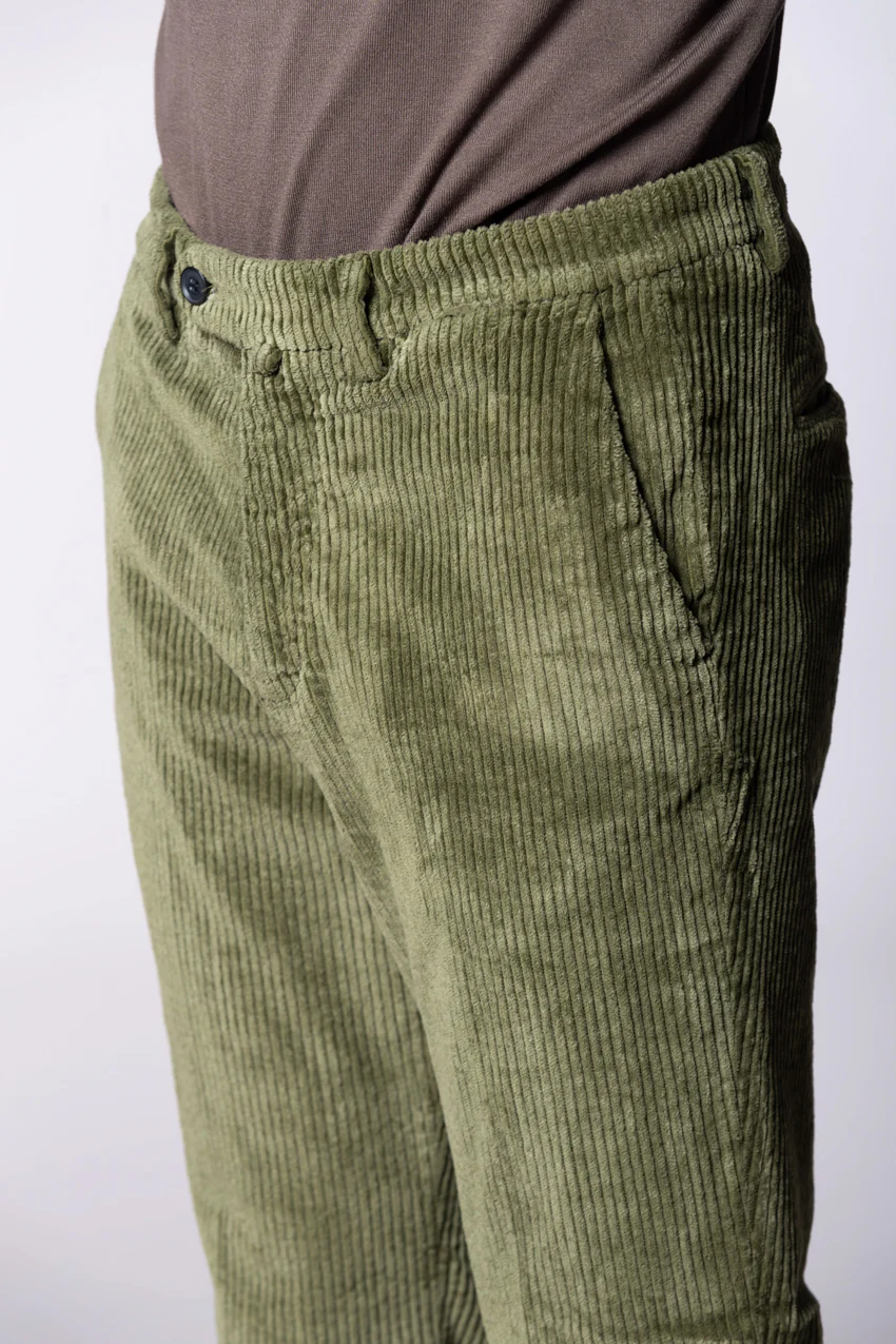 Boston pantalone chino uomo in velluto costa larga relaxed fit - Image 2