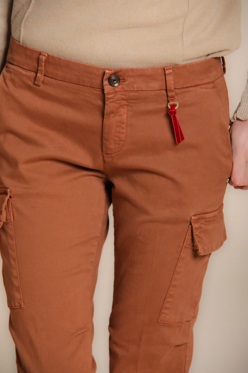 Chile City pantalone cargo donna in raso slim fit - Image 2