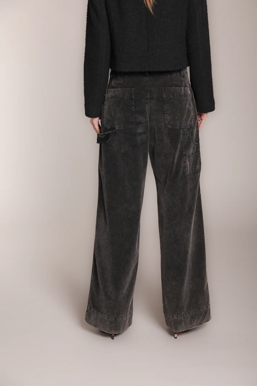 Dallas Wide L pantaloni cargo donna in velluto 1000 righe wide leg - Image 5