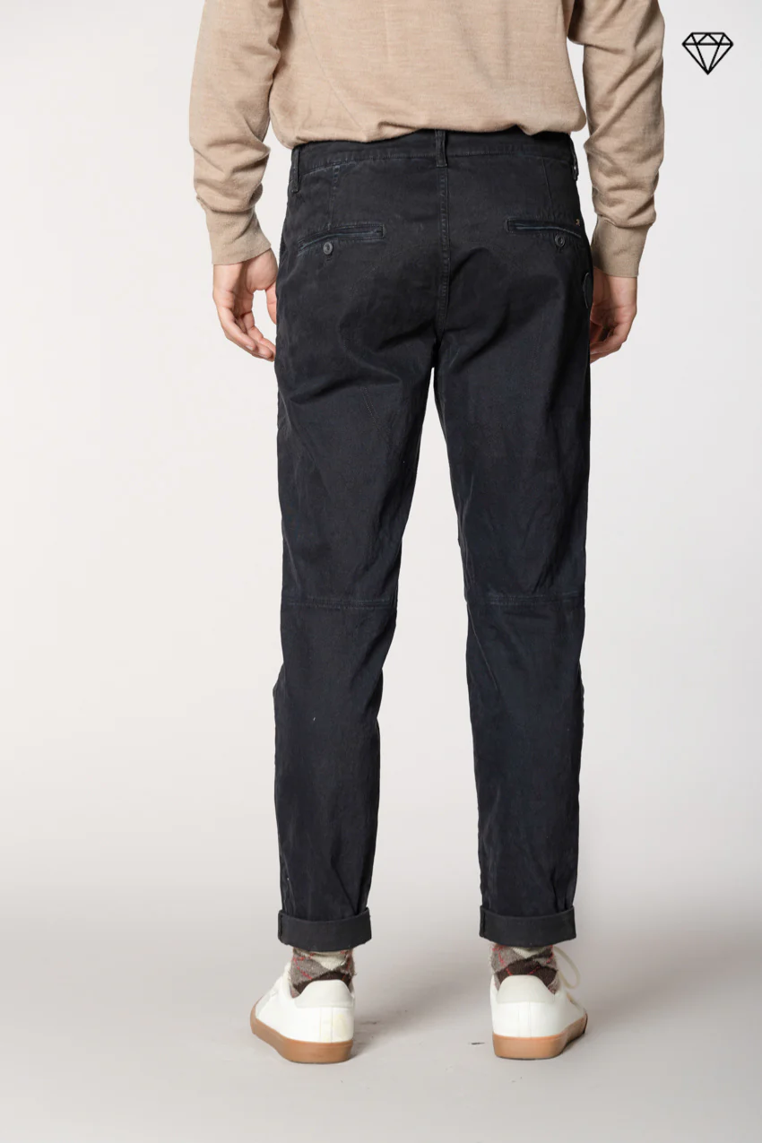 John Coolkhinos pantalone chino uomo in gabardina logo edition carrot fit ① - Image 5