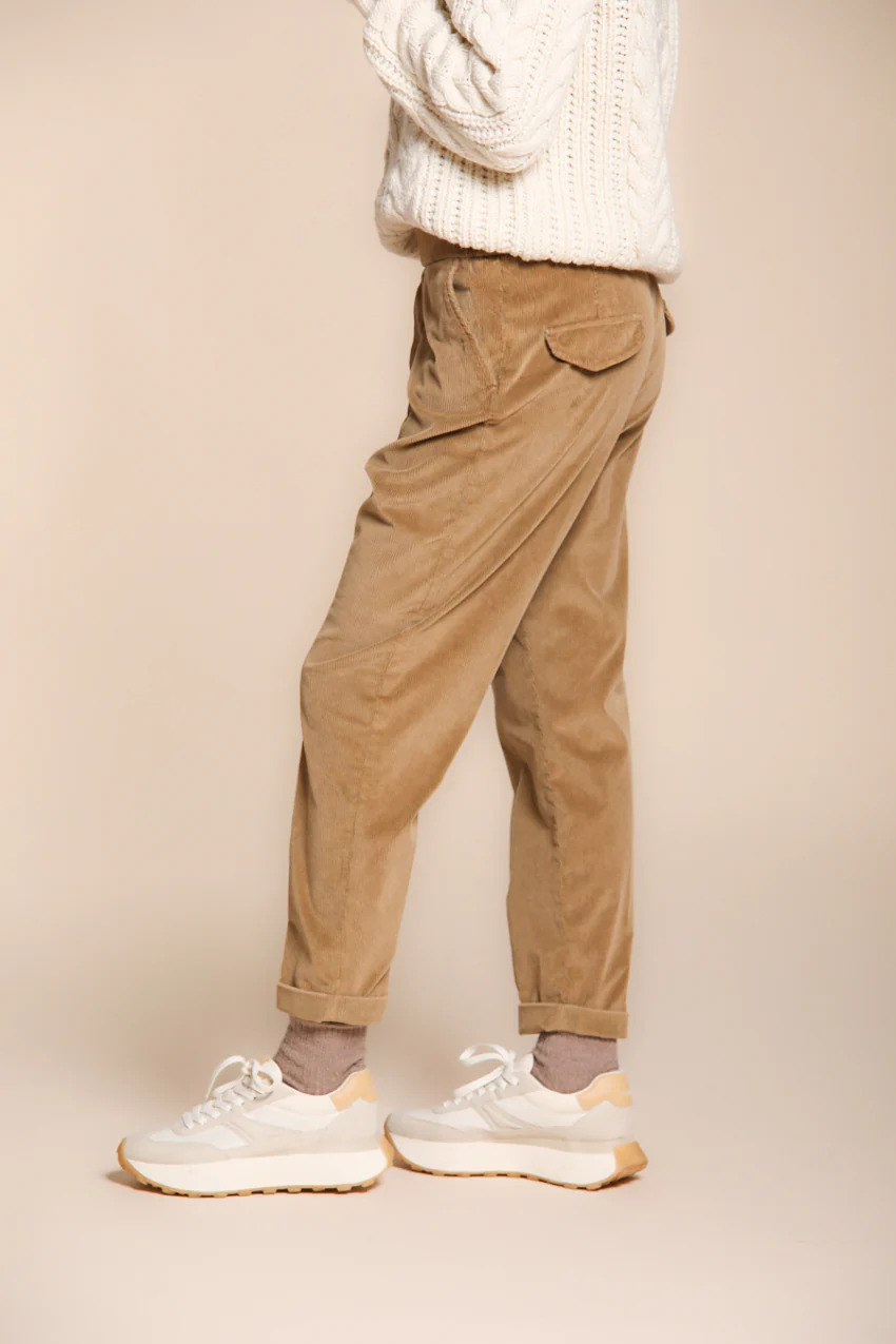 Malibu Jogger City pantaloni chino donna in velluto a coste relaxed fit - Image 3