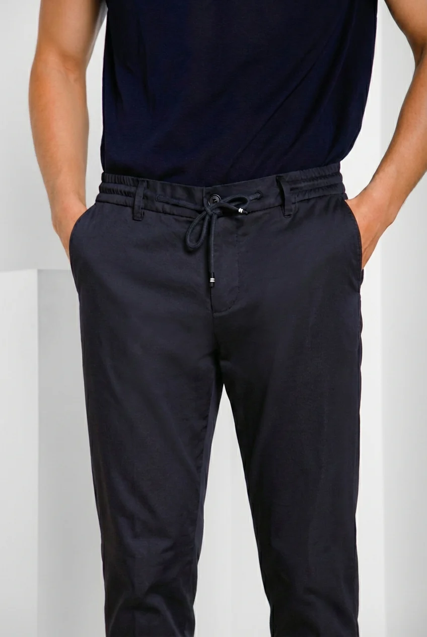 Milano Jogger Travel pantalone chino uomo in raso tecnico travel stretch extra slim fit - Image 2
