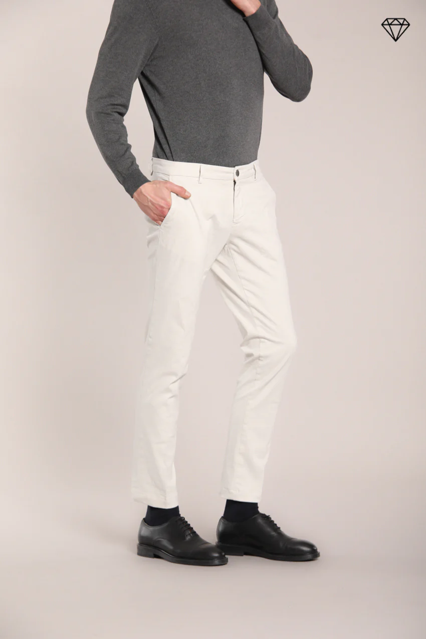 Milano pantalone chino uomo in gabardina stretch extra slim fit ① - Image 3