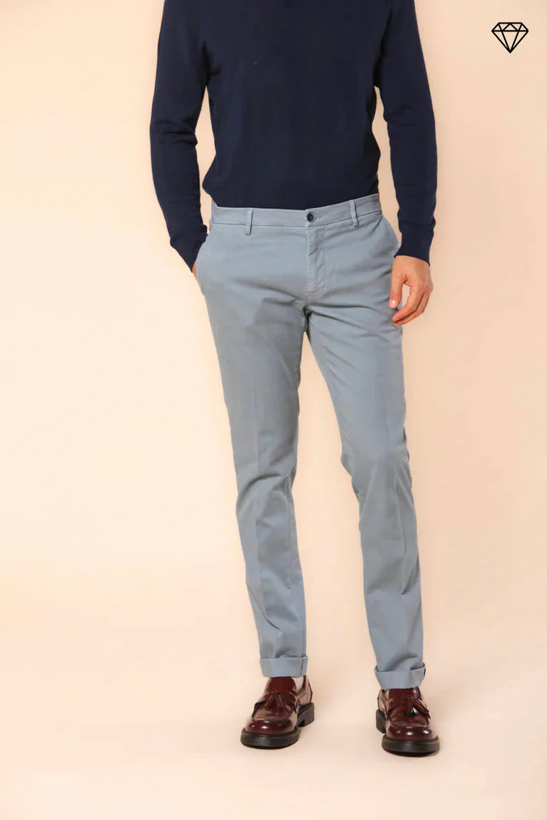 Milano pantalone chino uomo in gabardina stretch extra slim fit ①