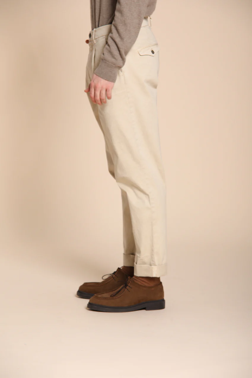 Pinces pantalone chino uomo in gabardina relaxed fit - Image 4